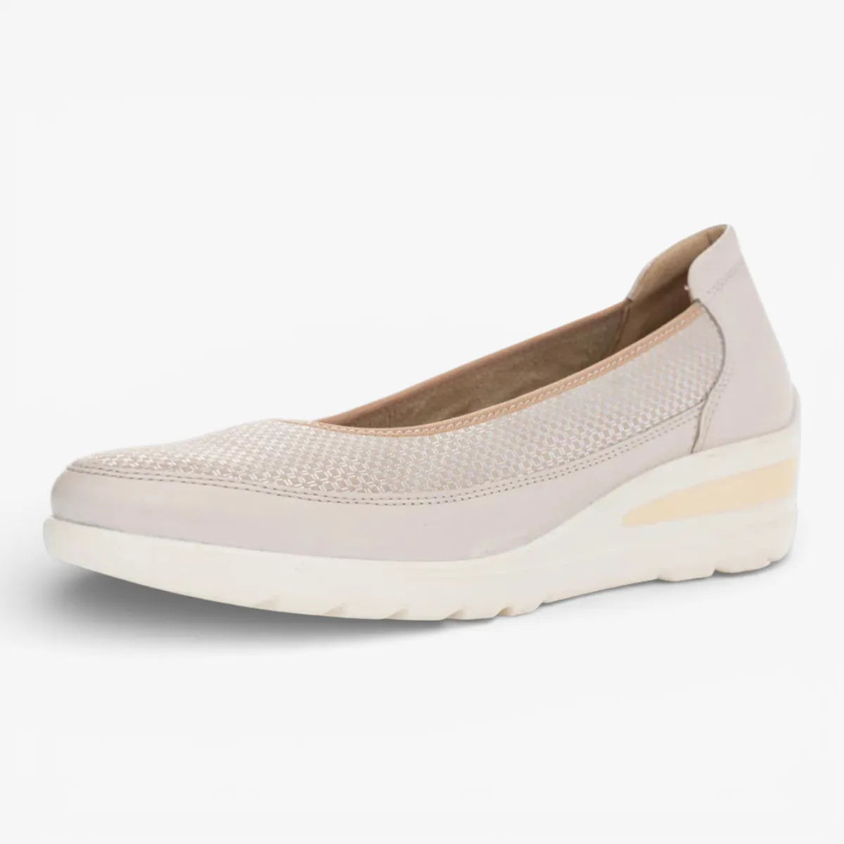 Ara Beige Court Shoe (Wide Fit) Zürich