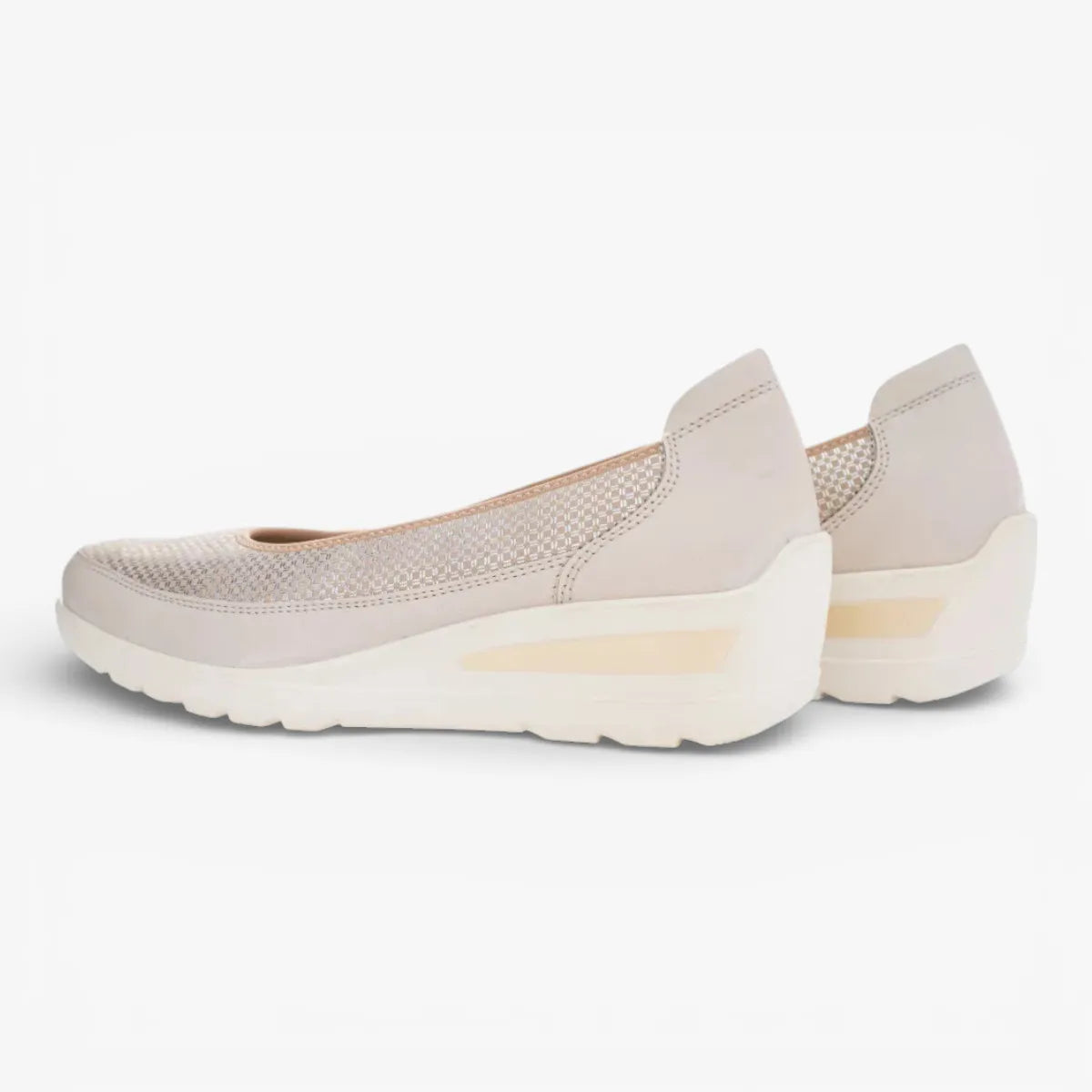 Ara Beige Court Shoe (Wide Fit) Zürich