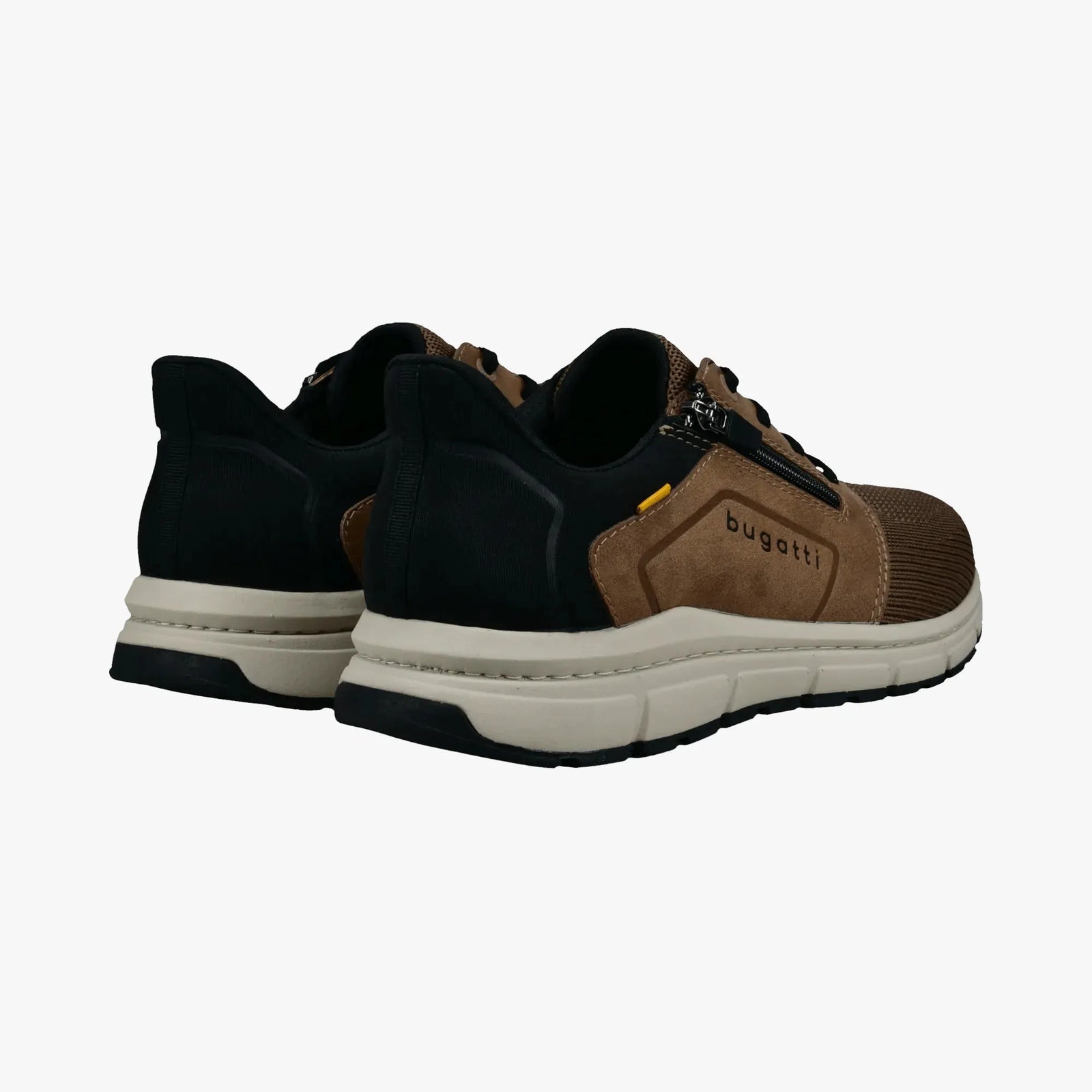Bugatti Cognac Brown Trainer (Extra Wide Fit) – 332-AOS05-6950-6310
