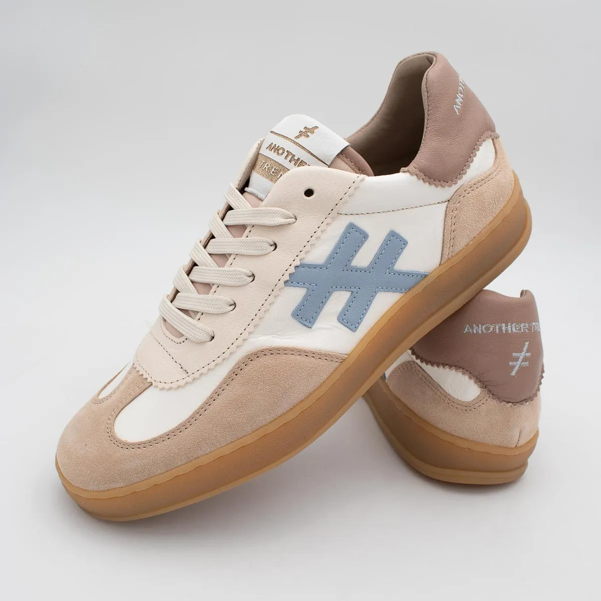 Another Trend Cream and Baby Blue Trainer (Patent Finish) (Lace Up) A032T388