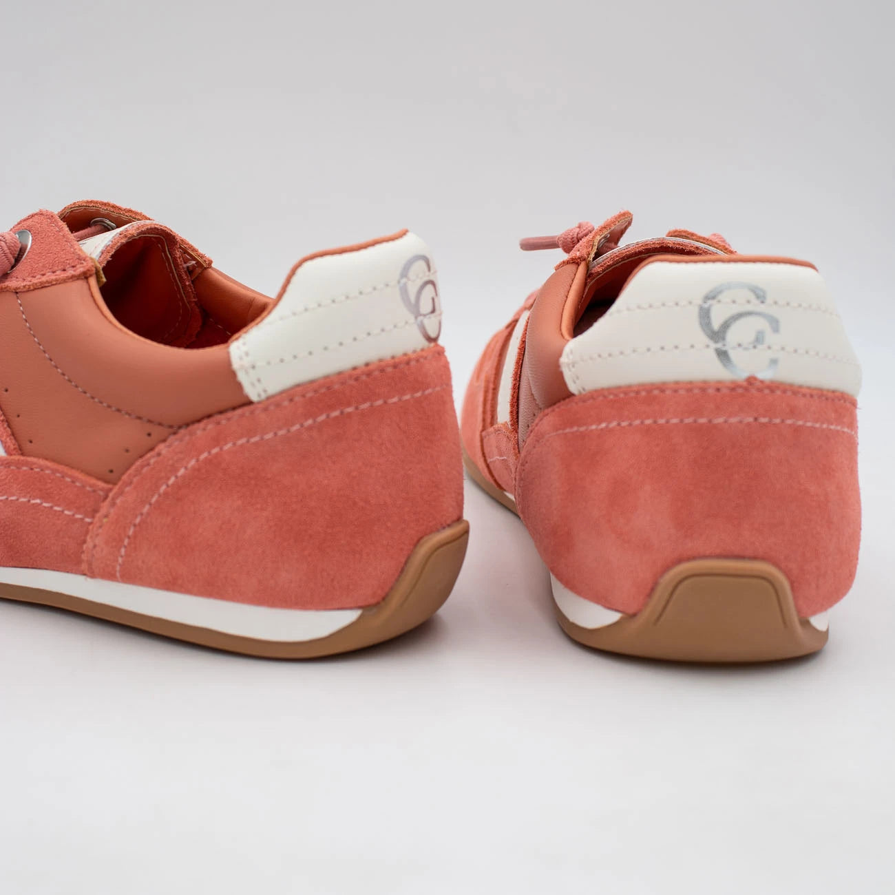 Carmela Coral Trainer (Leather) – 163108