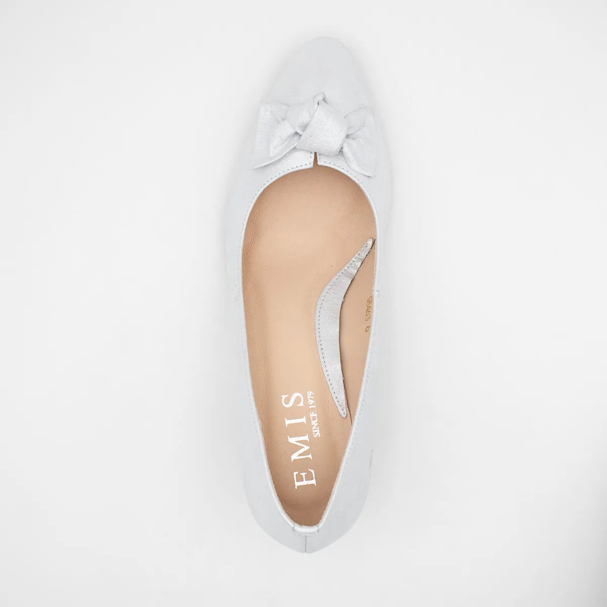 EMIS White Court Shoe (Wide Fit) – S8463/024