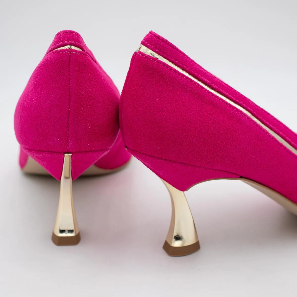 EMIS Fuchsia Court Shoe (Leather) – Z8213/082o