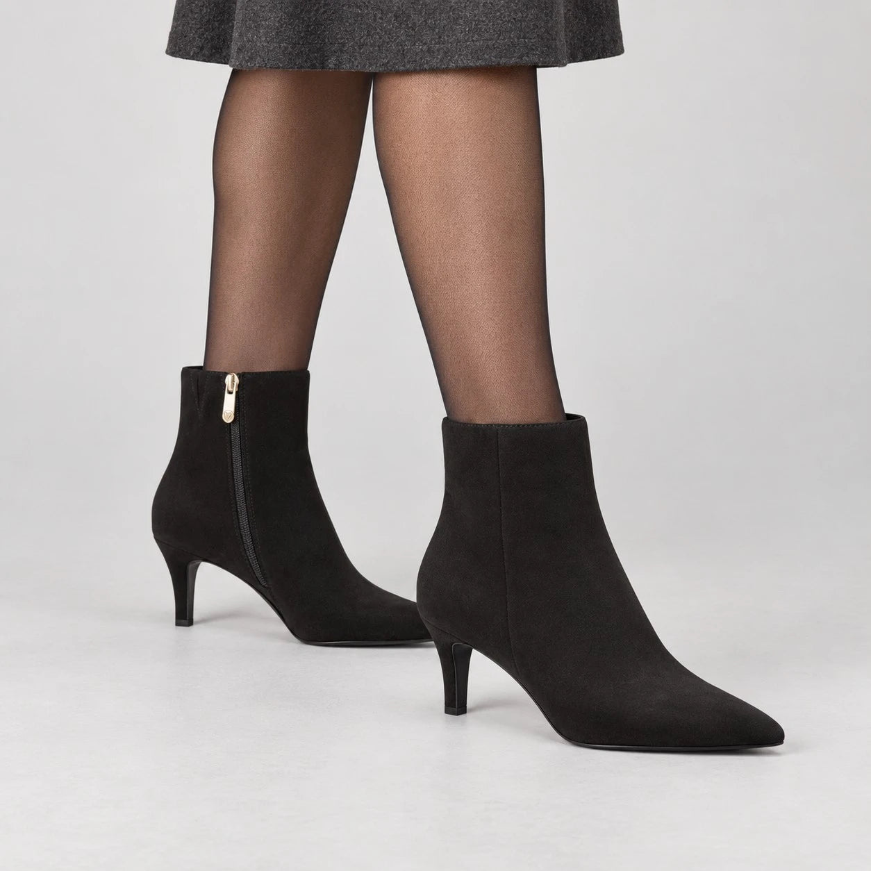 Marco Tozzi Black Pointed-Toe Ankle Boots