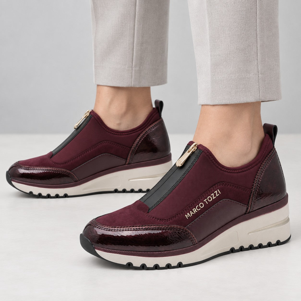 Marco Tozzi Mulberry Front-Zip Wedge Trainers