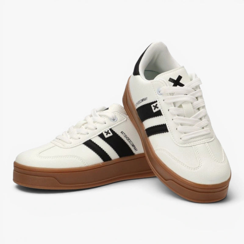 XTI White Trainer (Platform Sole) – 143645