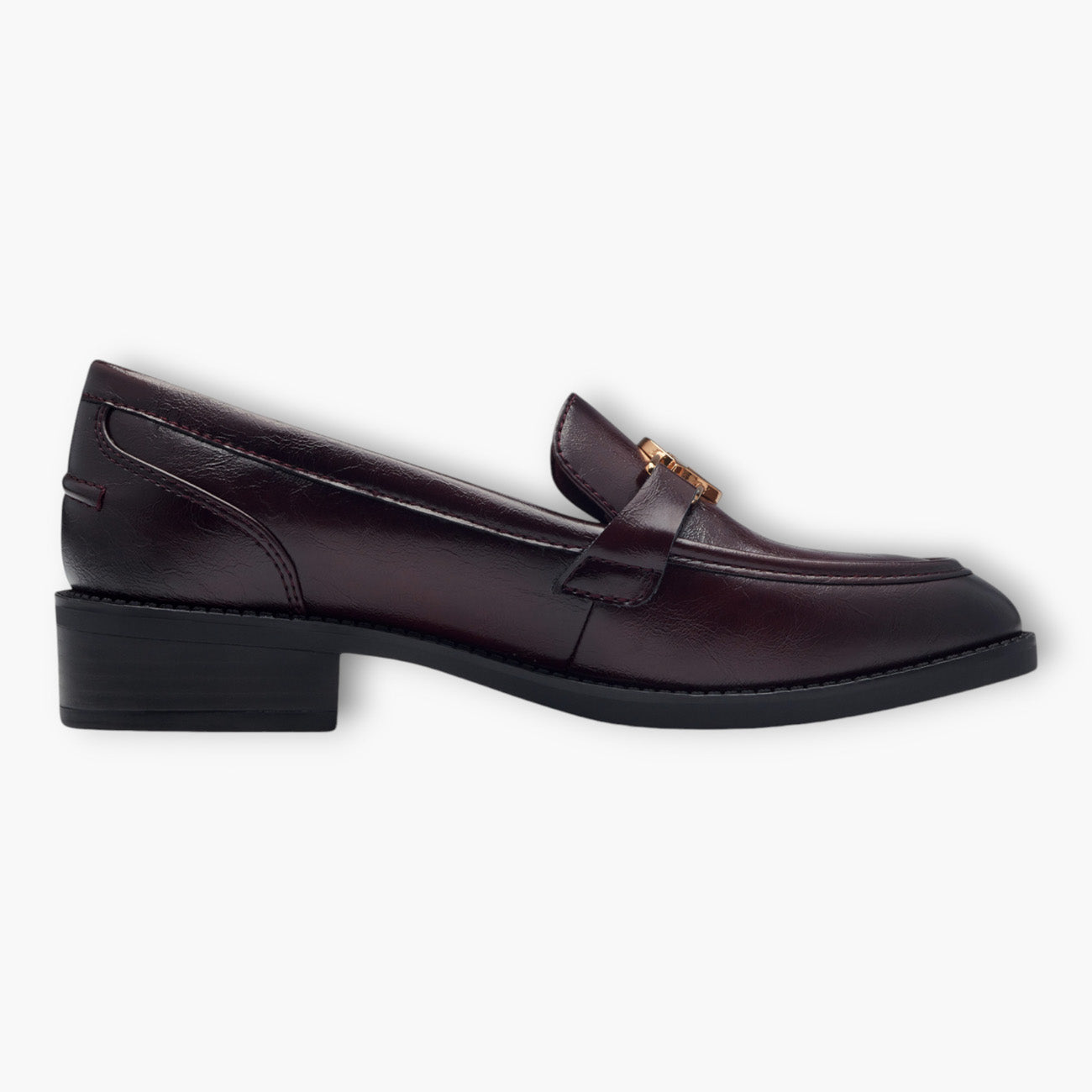 Tamaris Merlot Loafers with Block Heel and Gold Chain Detail