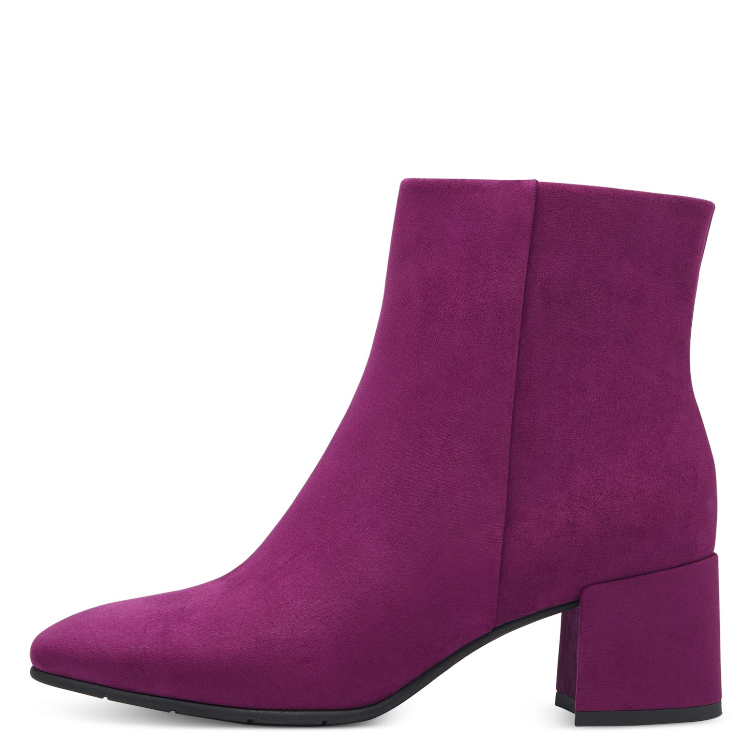 Front view of the grape-coloured Marco Tozzi boot.
