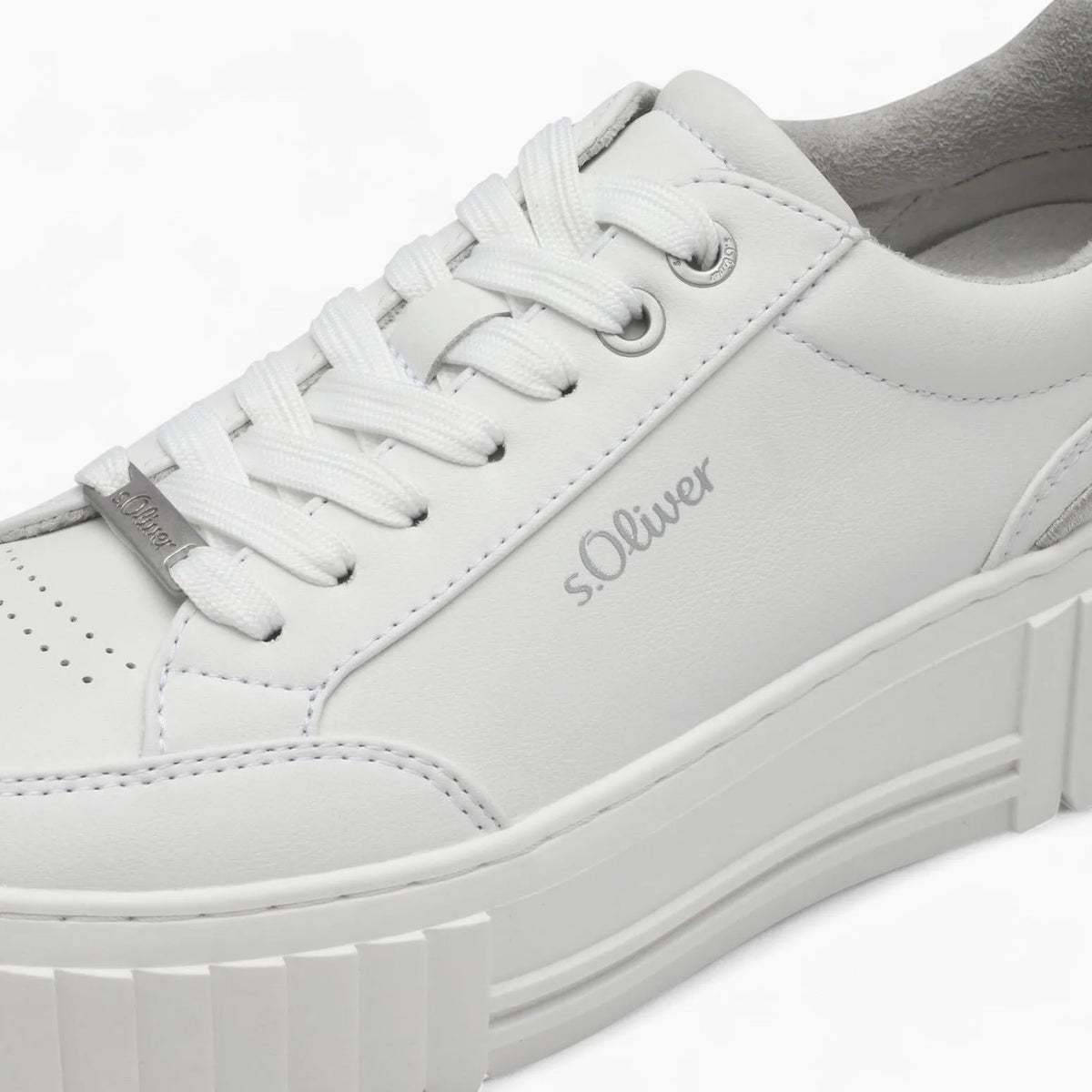 S. Oliver White Platform Runner – Trendy & Comfortable - Leavys Shoes