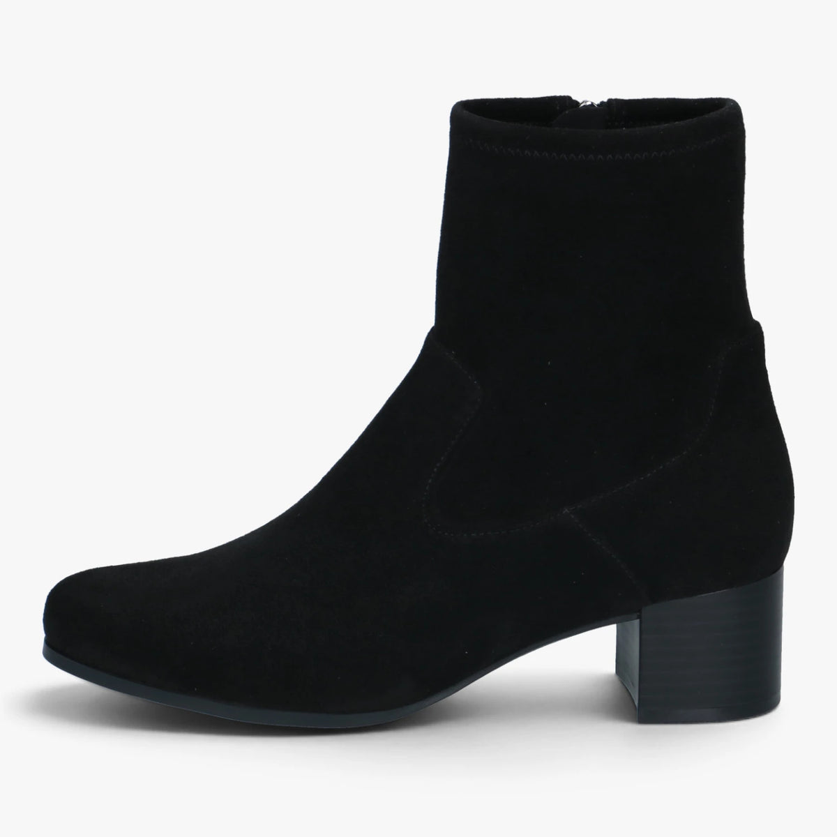 Outer side profile of the Caprice Black Stretch ankle boot and 5 cm block heel.