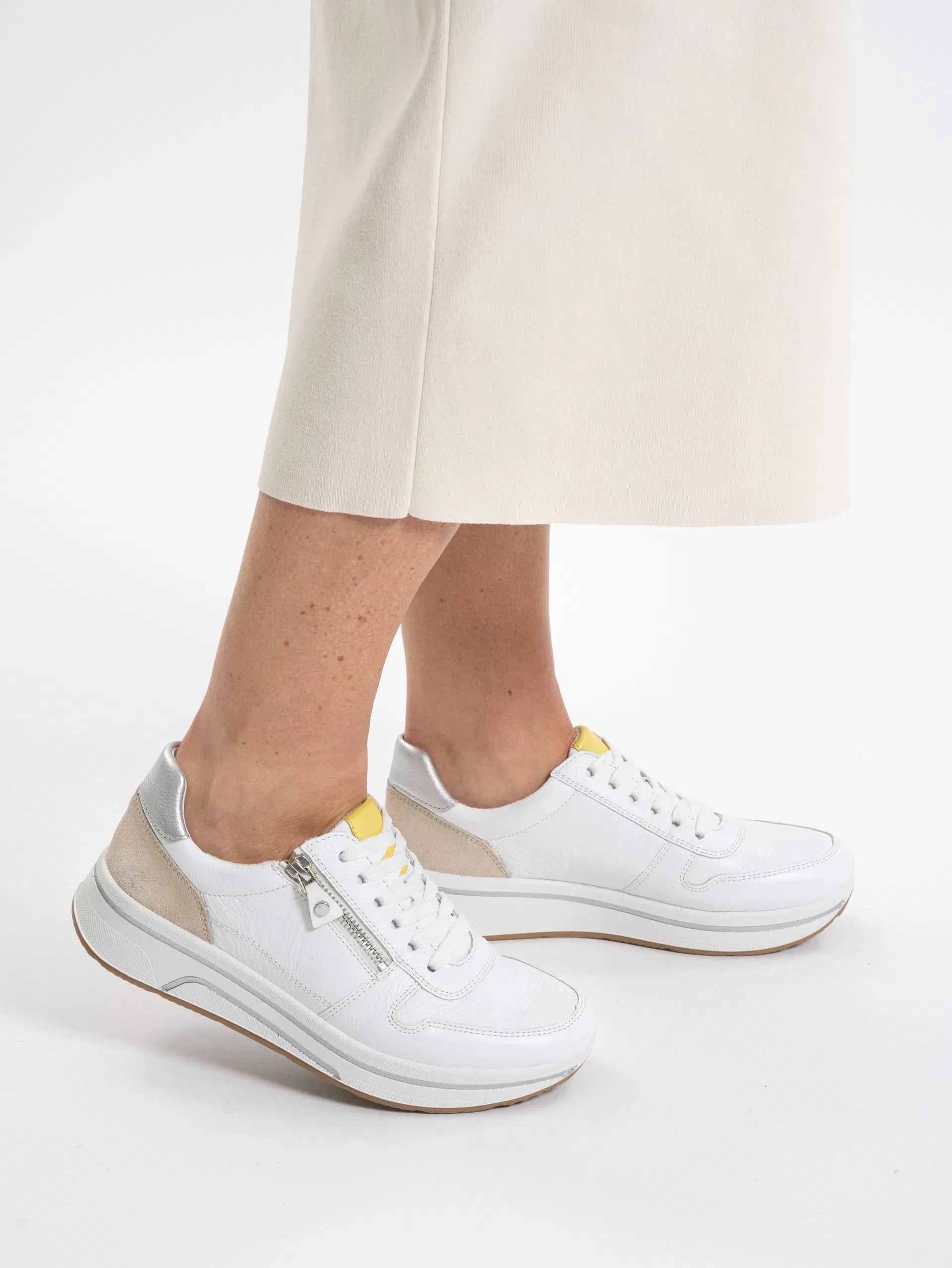 12-27540-03 - Leavys Shoes