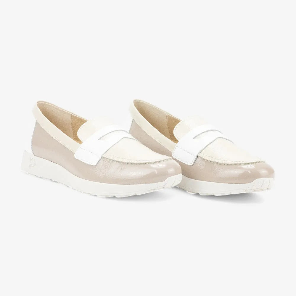 Pitillos Sofía Sporty Loafer – Nude & White Patent, Wide Fit