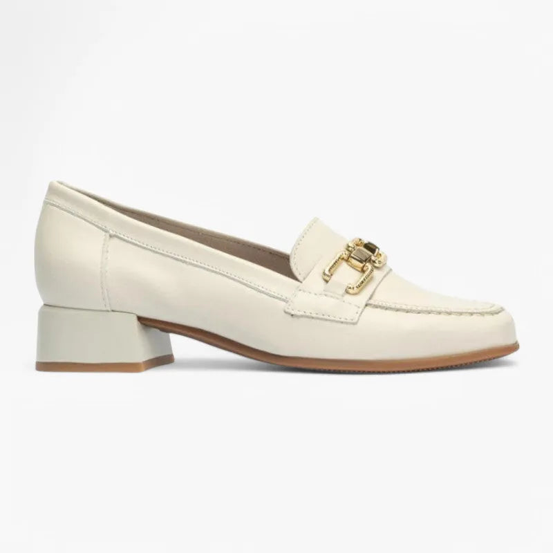 Pitillos Cream Leather Loafer with Gold Chain Trim