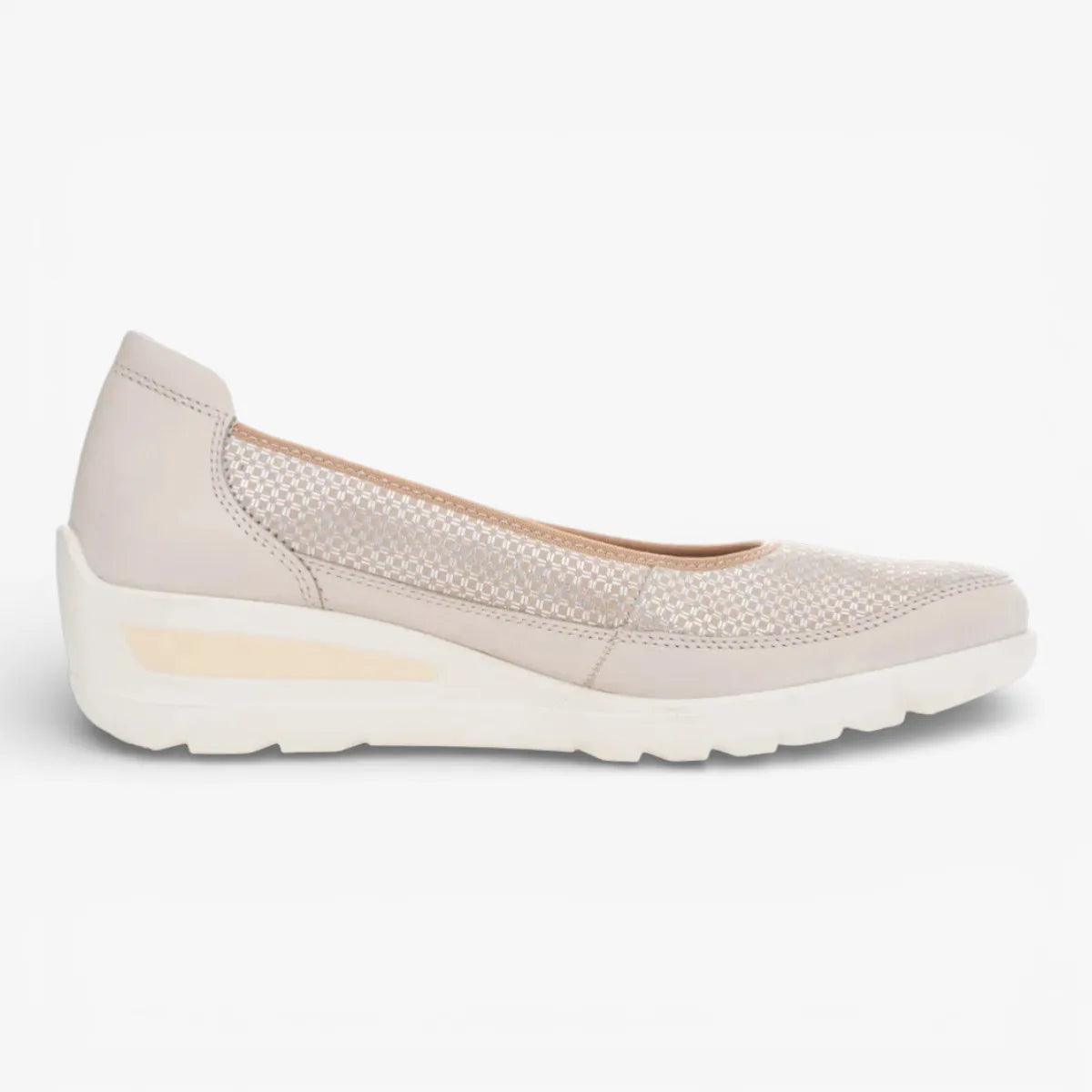 Ara Beige Court Shoe (Wide Fit) Zürich