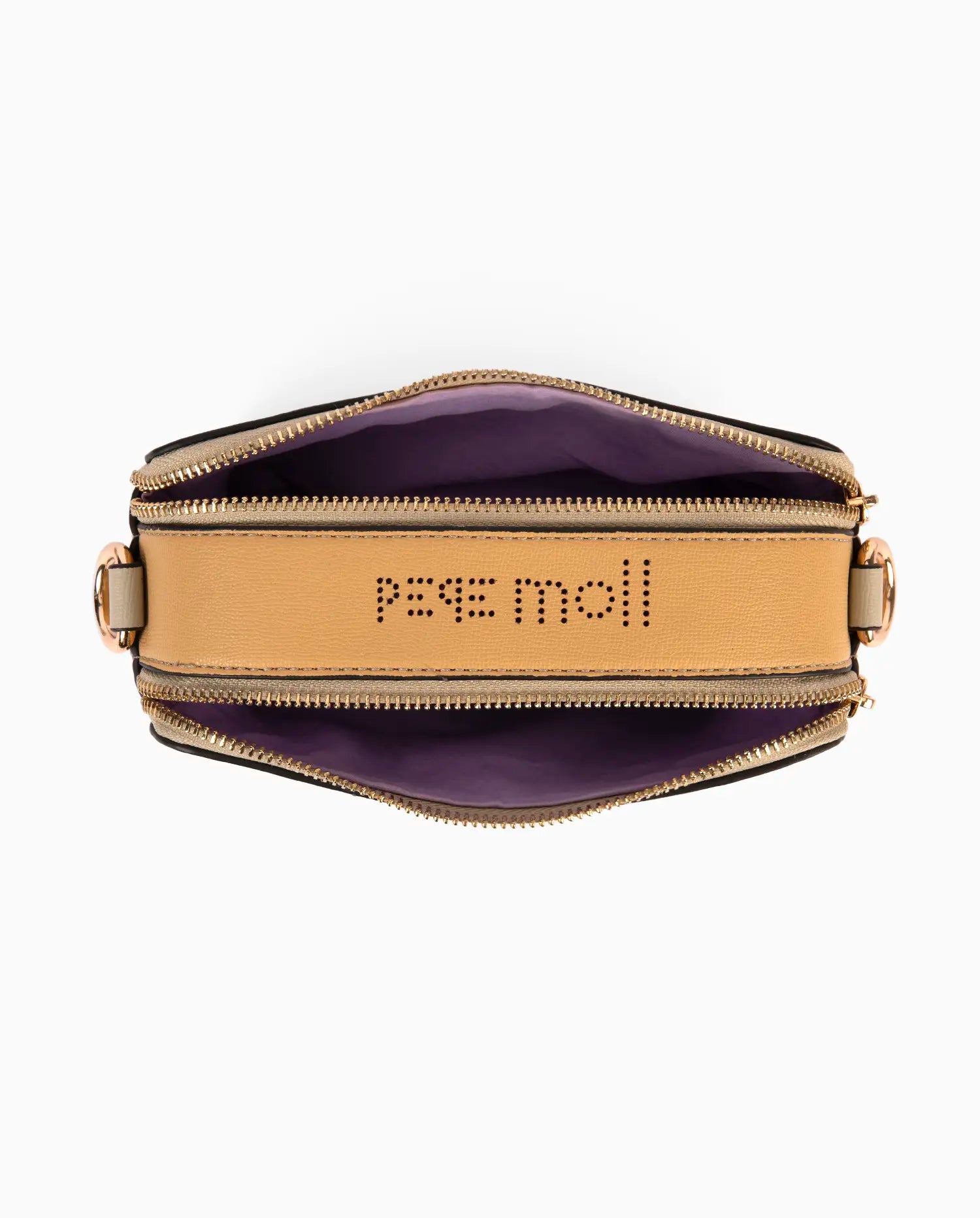  Close-up of the gold detailing on Pepe Moll Frenzy Stone-Bi Crossbody Bag 241360, adding a touch of sophistication.