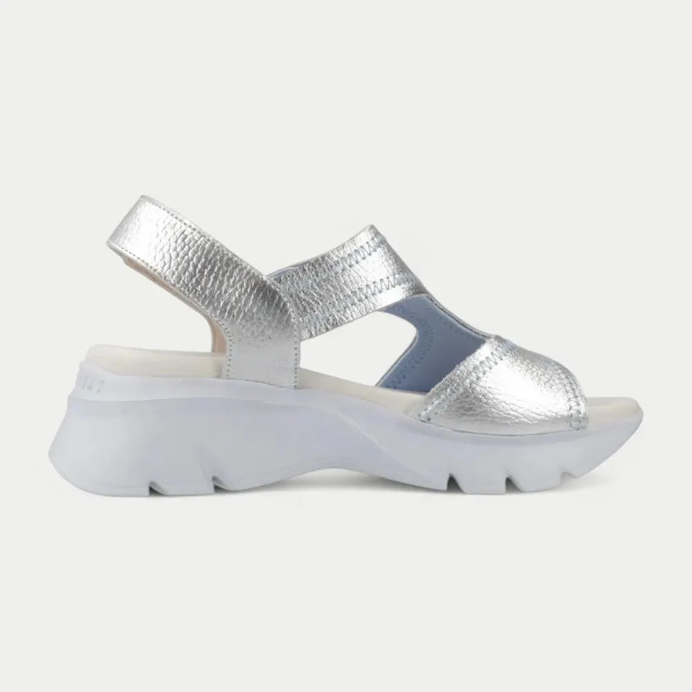 Hispanitas Silver Sports Sandal – Contemporary Elegance with Ultimate Comfort