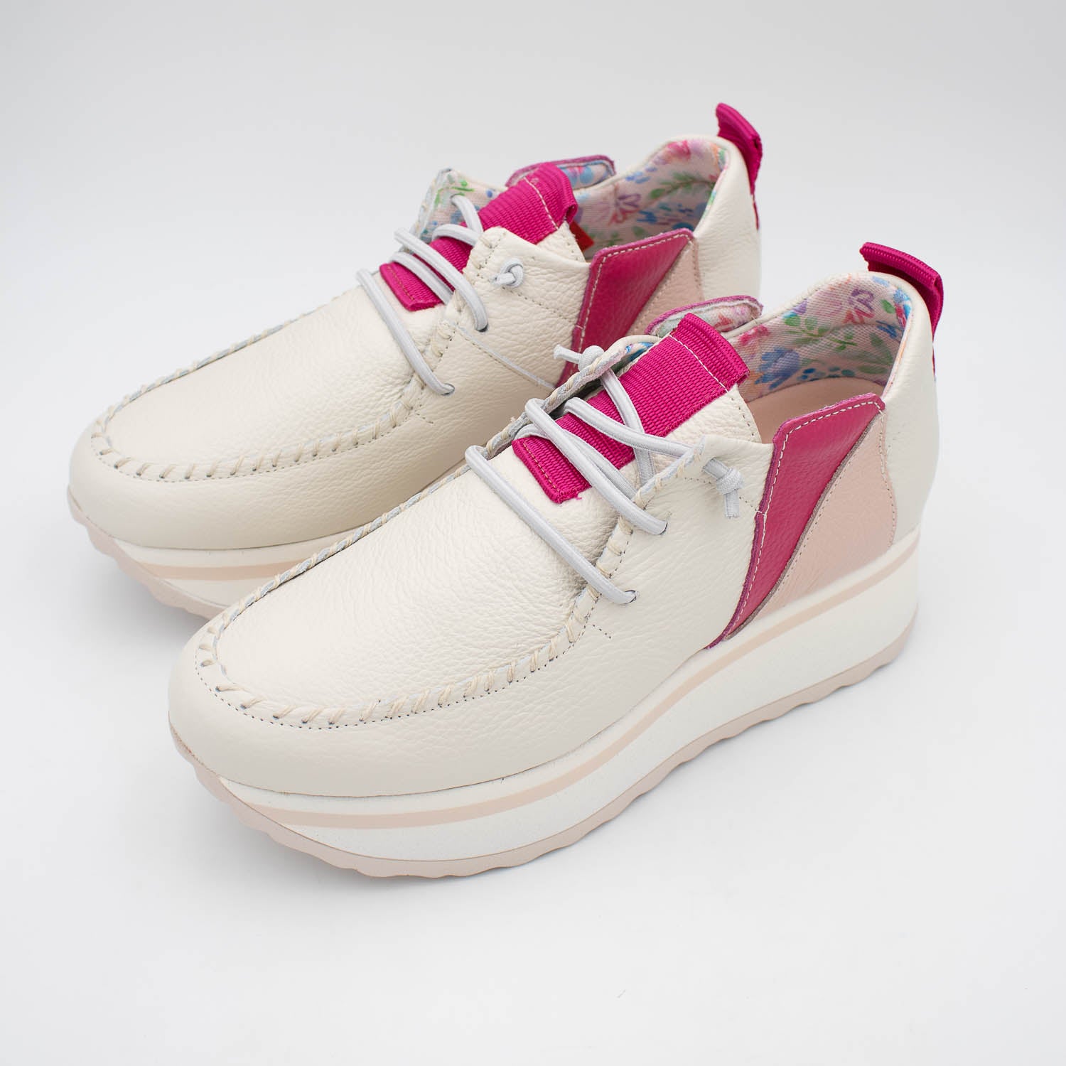 Jose Saenz Women’s Slip-On Moccasin – Off-White & Pink with Bungee Laces