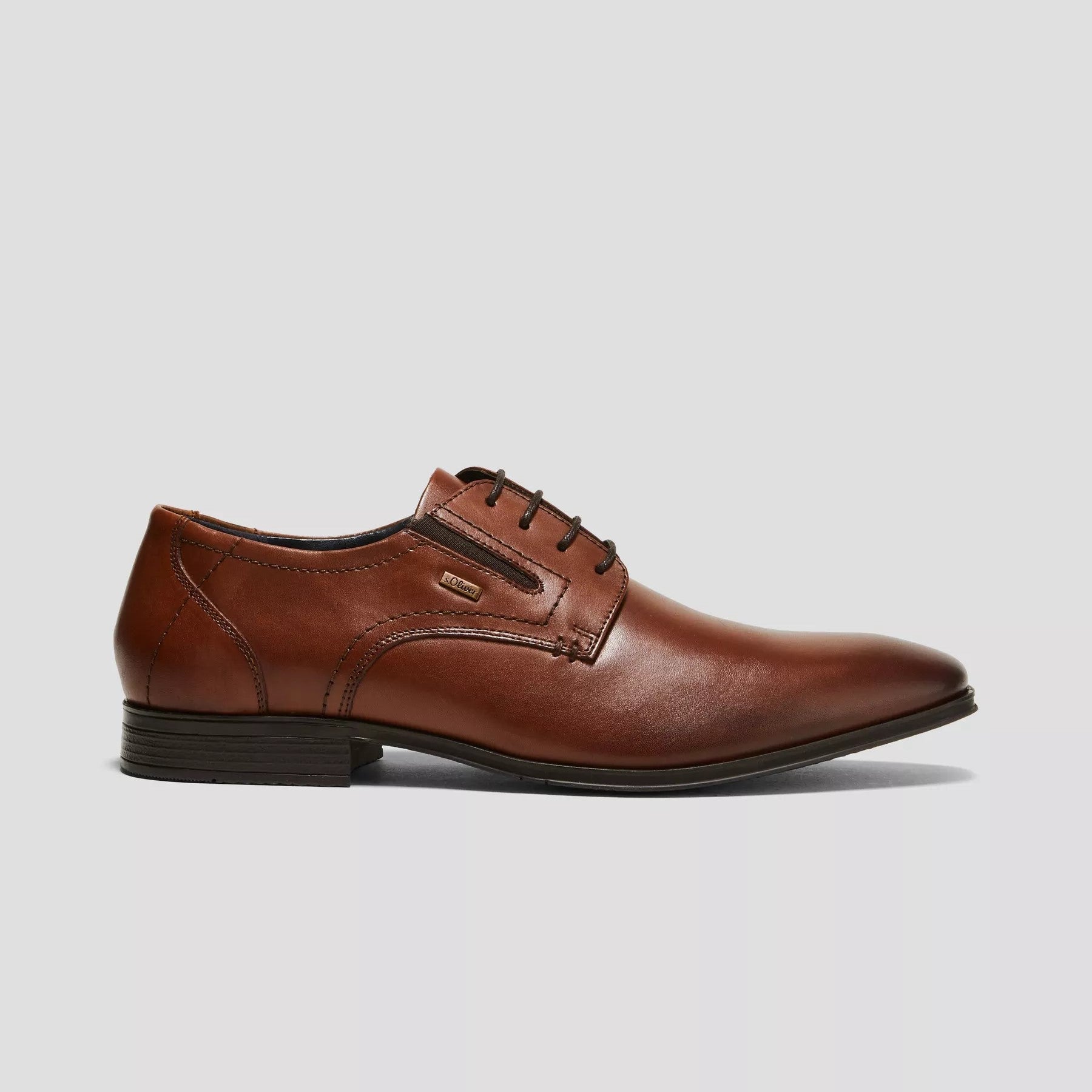 Men's Classic Lace-Up Shoes in Leather