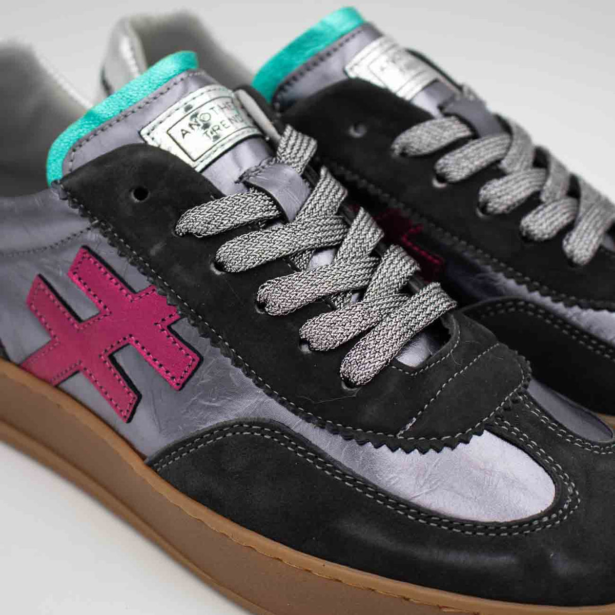 Another Trend Iconic II Charcoal Metallic Leather Trainer