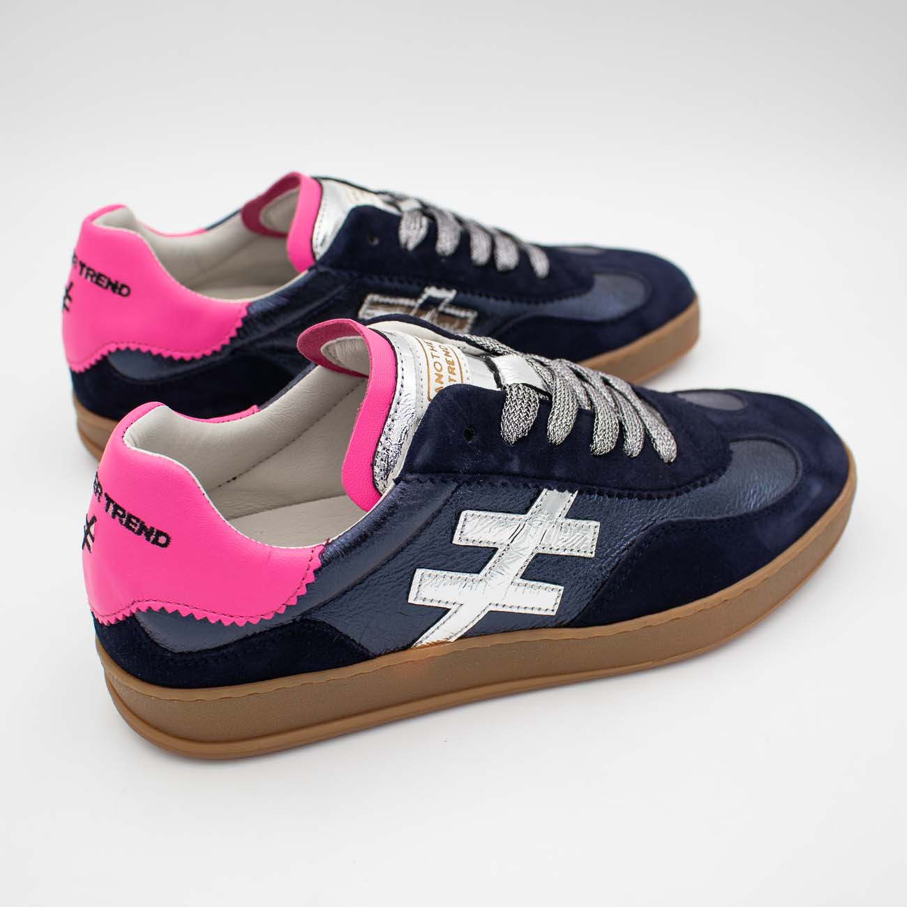 Another Trend Iconic II Navy Leather Trainer with Pink Detail
