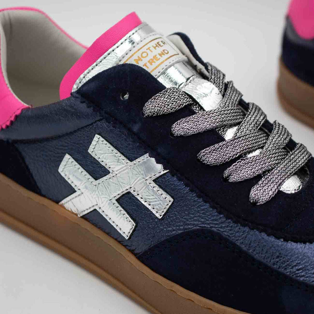Another Trend Iconic II Navy Leather Trainer with Pink Detail