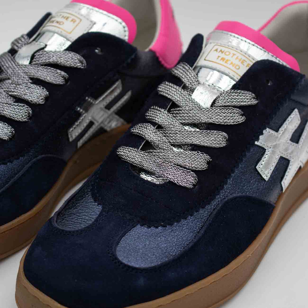 Another Trend Iconic II Navy Leather Trainer with Pink Detail
