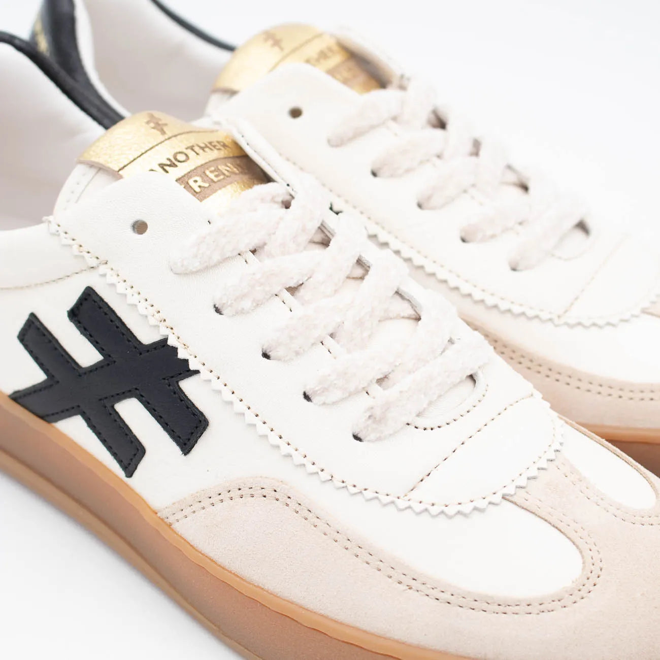Another Trend Leather Retro Trainers – Off White