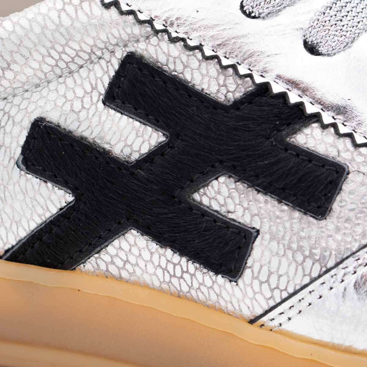 Another Trend ICONIC II Silver and Black Trainer (Metallic Finish) - A032C441