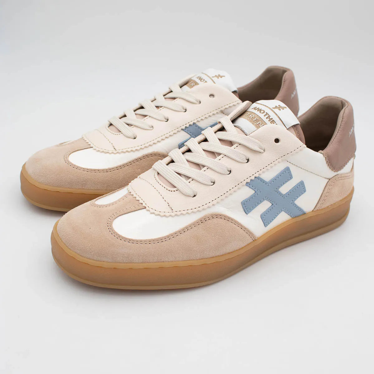 Another Trend Cream and Baby Blue Trainer (Patent Finish) (Lace Up) A032T388