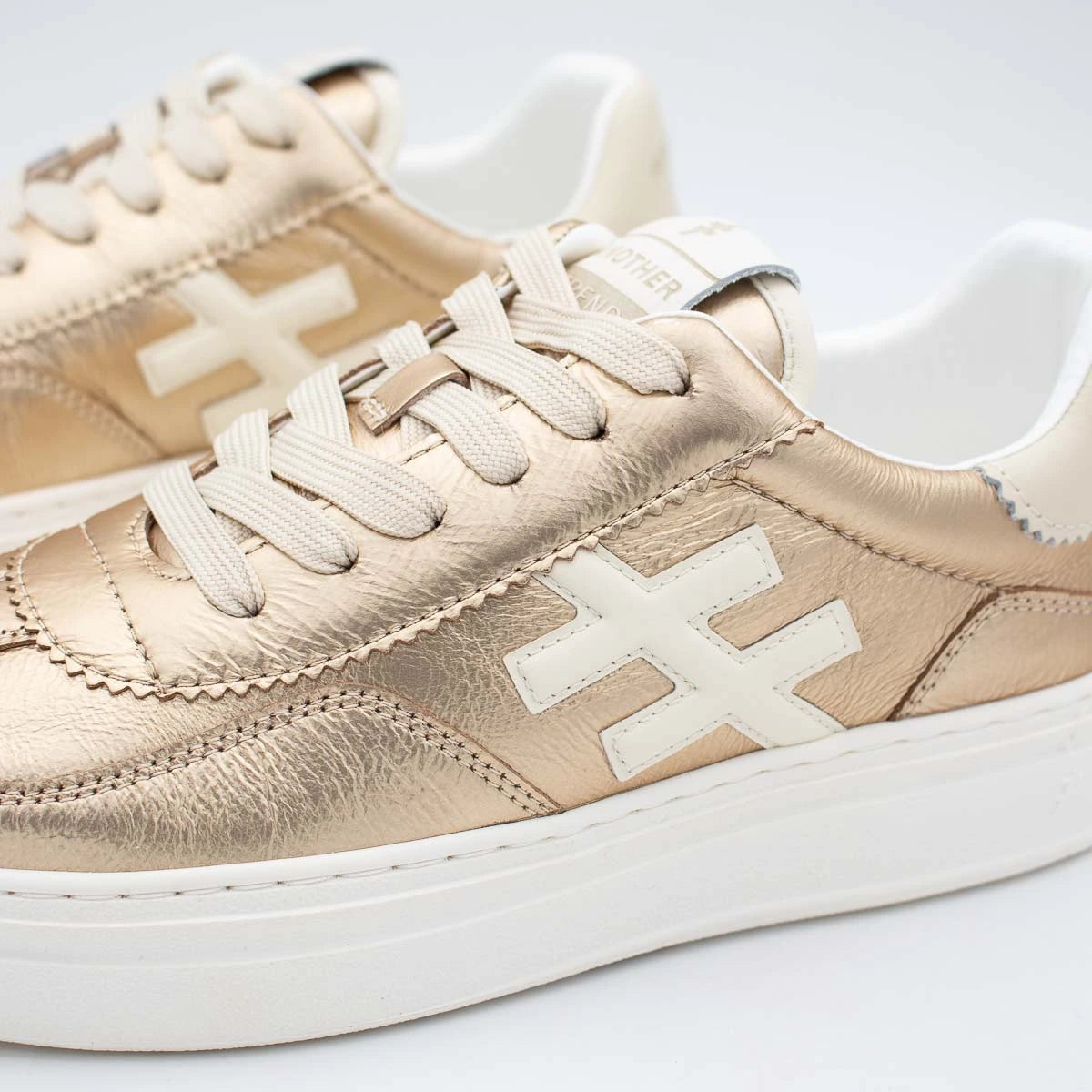 Another Trend Gold Trainer (Platform Sole) - A0352643