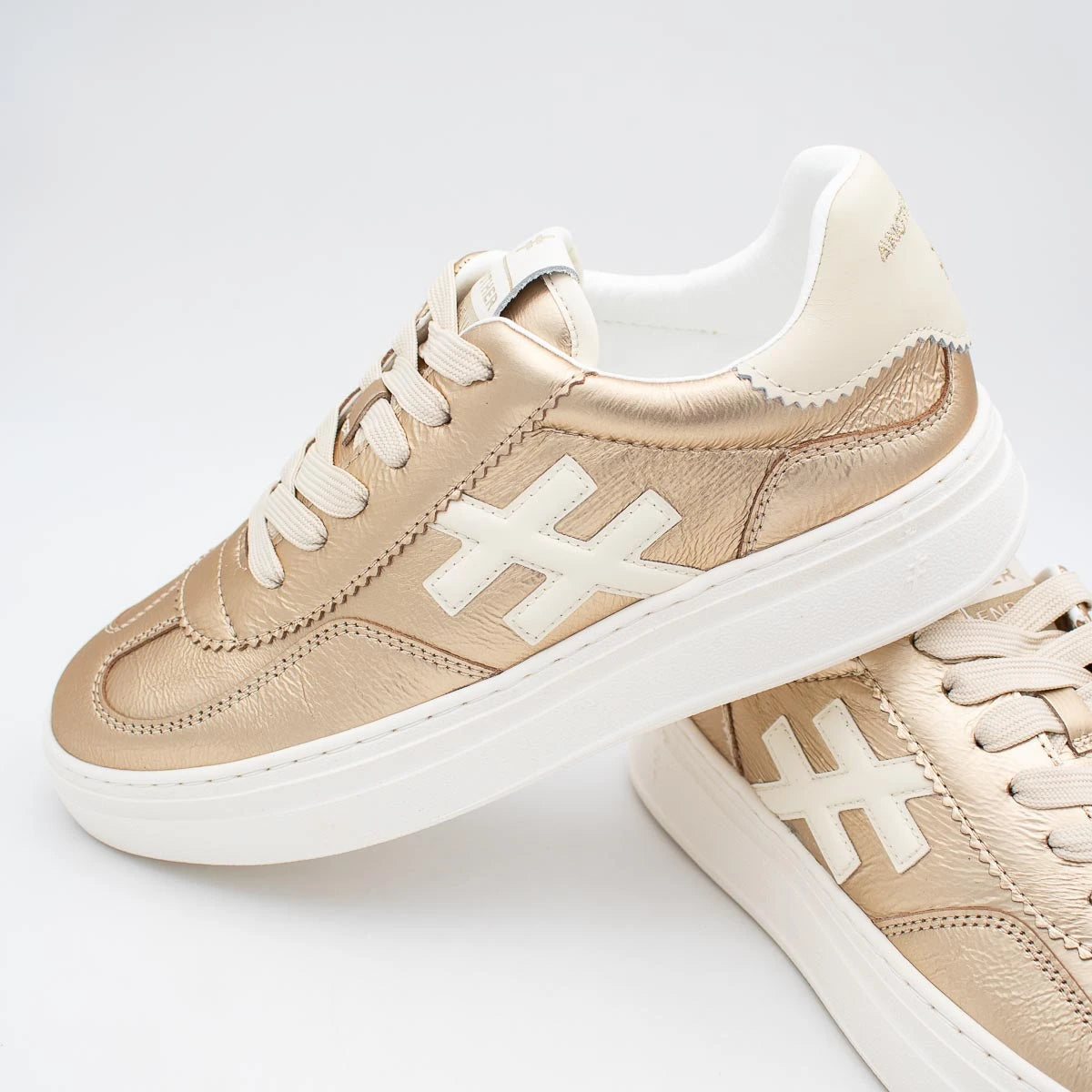 Another Trend Gold Trainer (Platform Sole) - A0352643