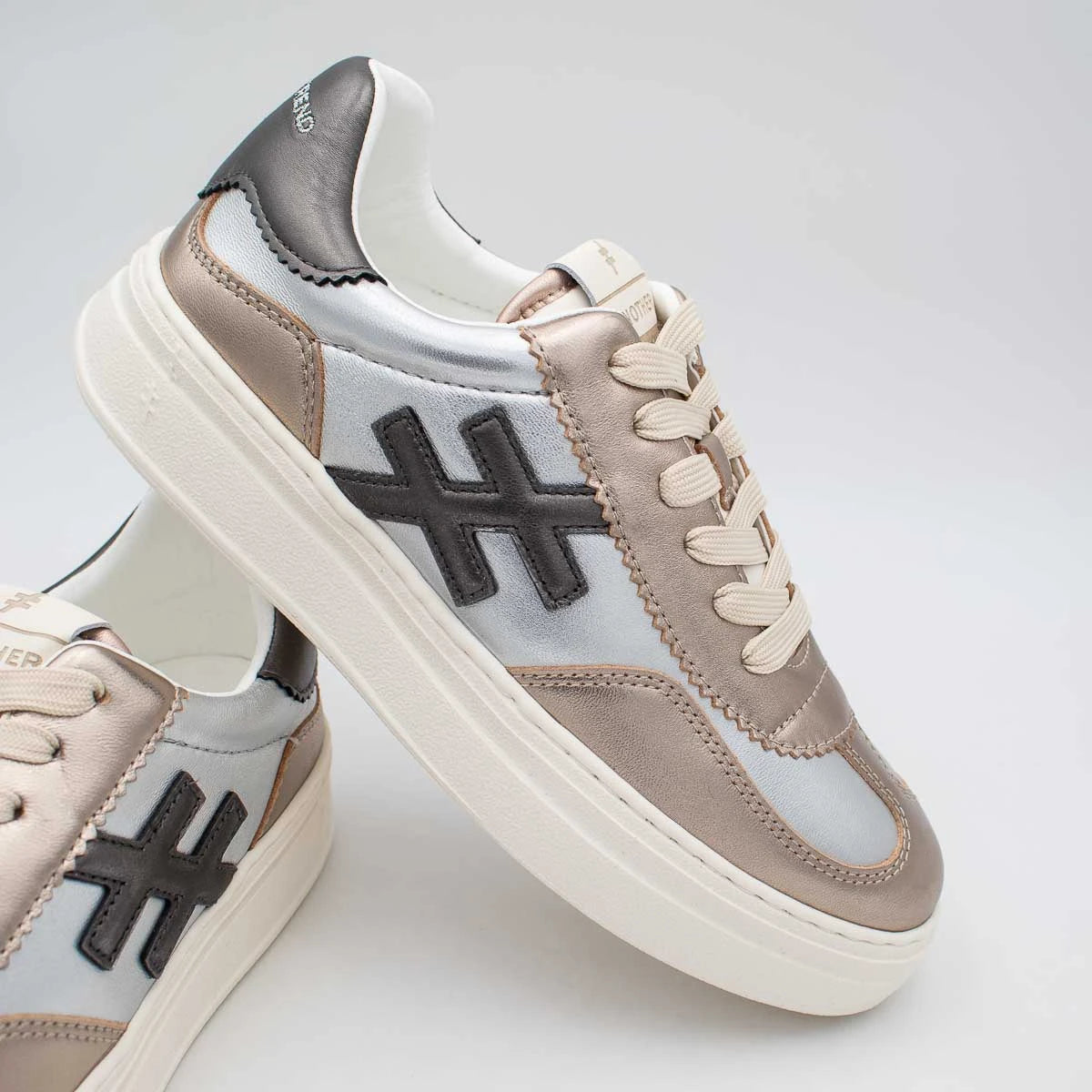 Another Trend Metallic Trainer (Platform Sole) - A03561E5