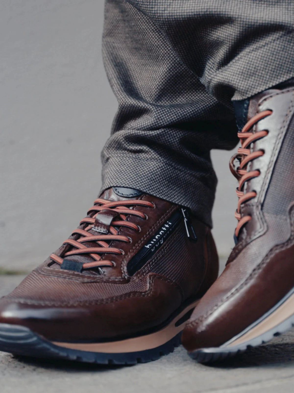 Bugatti Philip Brown Leather Trainer with Zip
