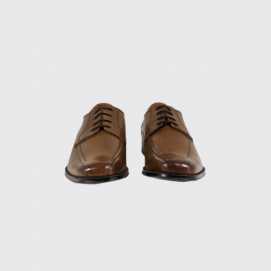A front view of the pair of Dubarry Davey Tan shoes.