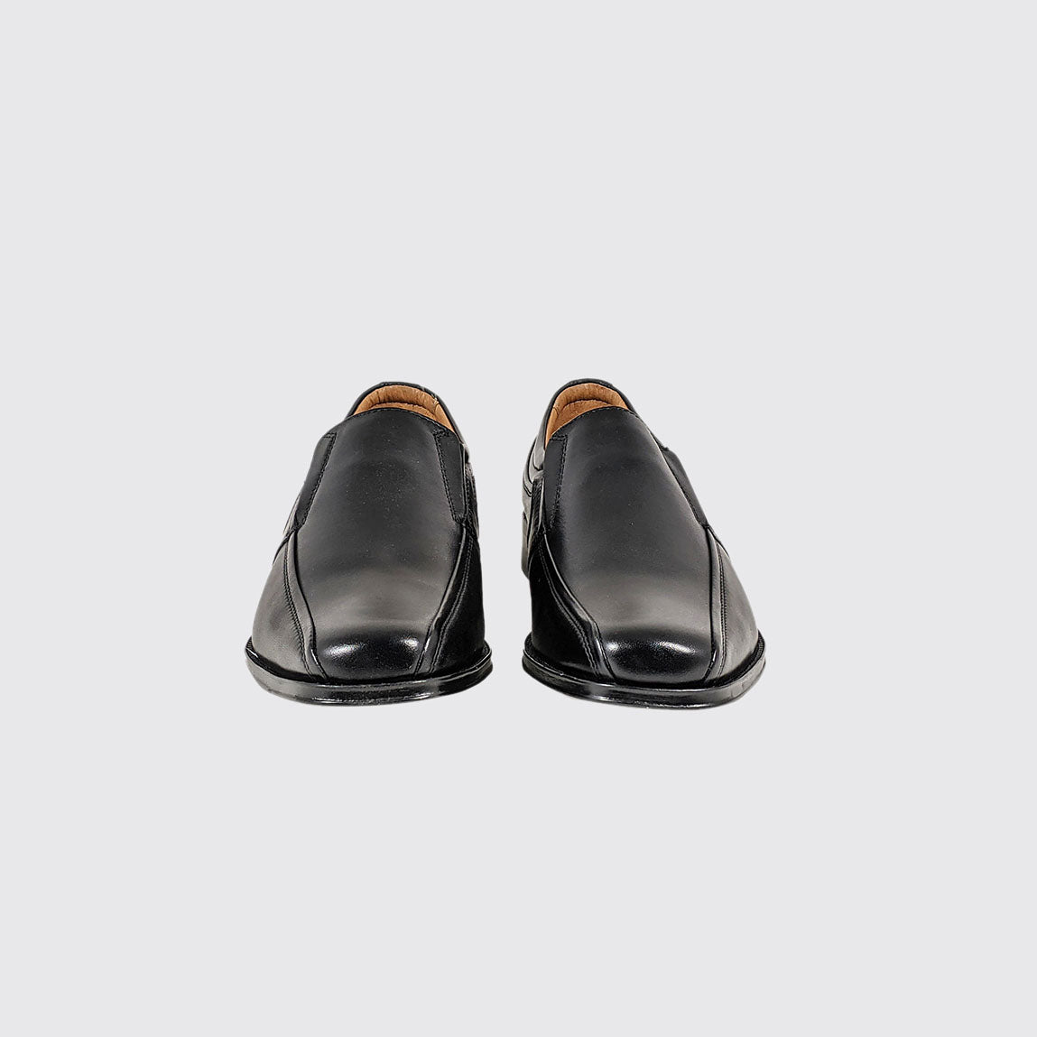 Frontal view of the pair of Dubarry Declan Black shoes.