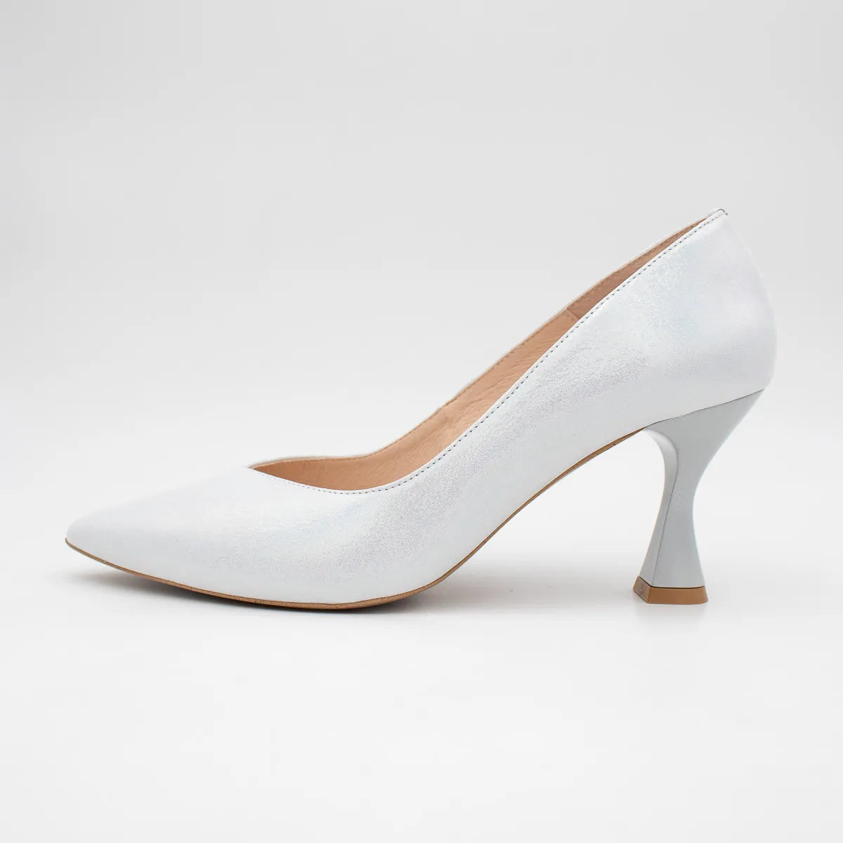 EMIS White Court Shoe (Metallic Finish) – S6047/206