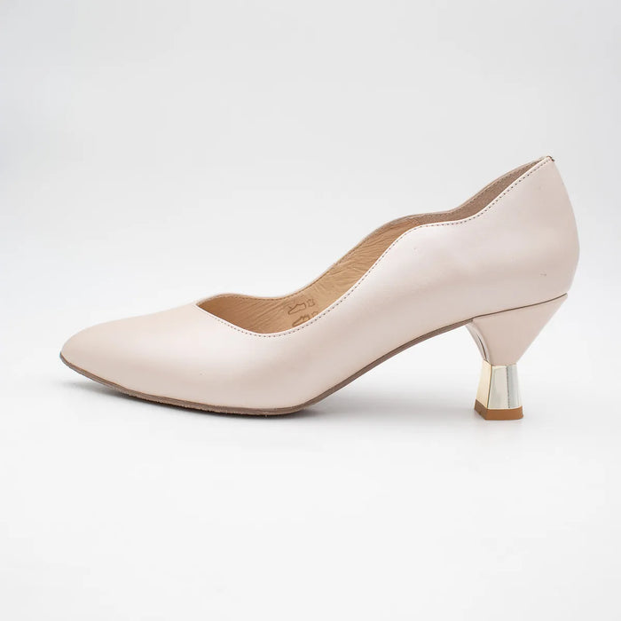 EMIS Beige Court Shoe (Wide Fit) – S8054/F226o