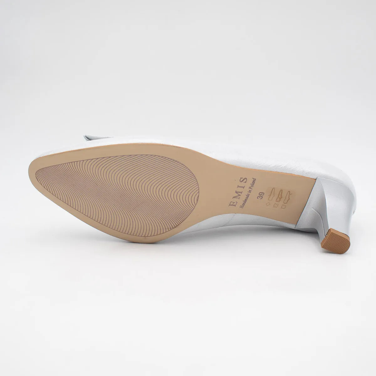 EMIS White Court Shoe (Wide Fit) – S8463/024