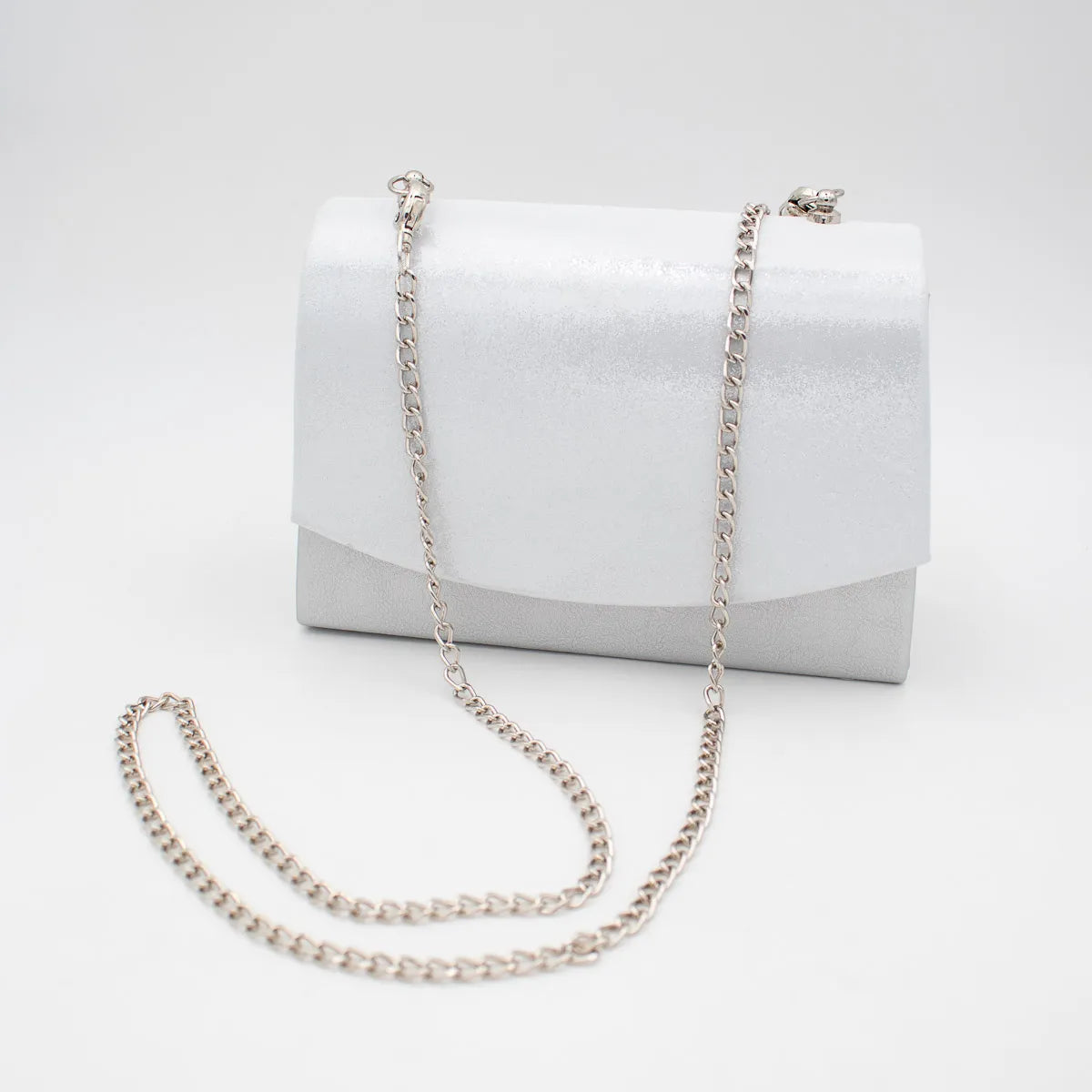 EMIS Silver Bag (Chain Strap) – T43L