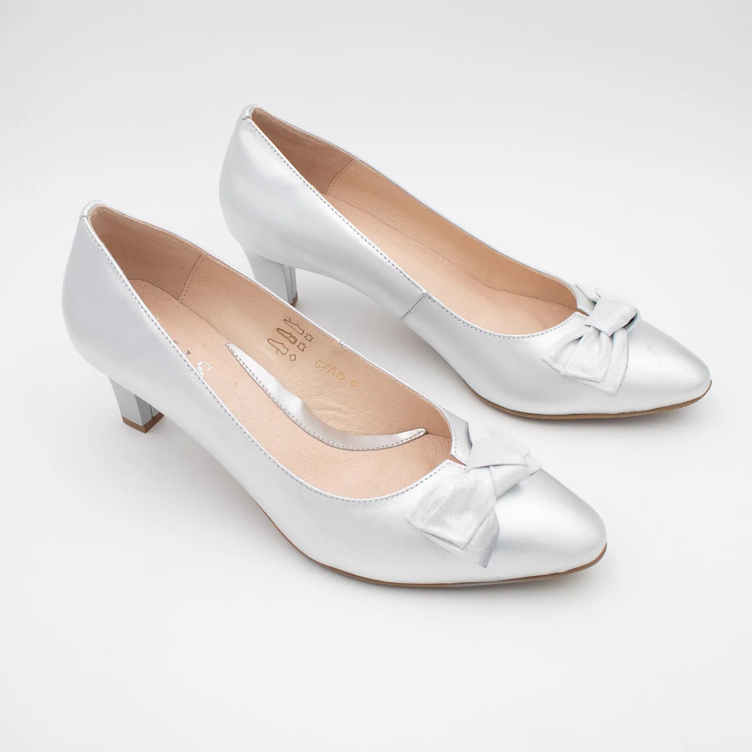 EMIS Silver Leather Court Heel with Bow Accent - Leavys Shoes