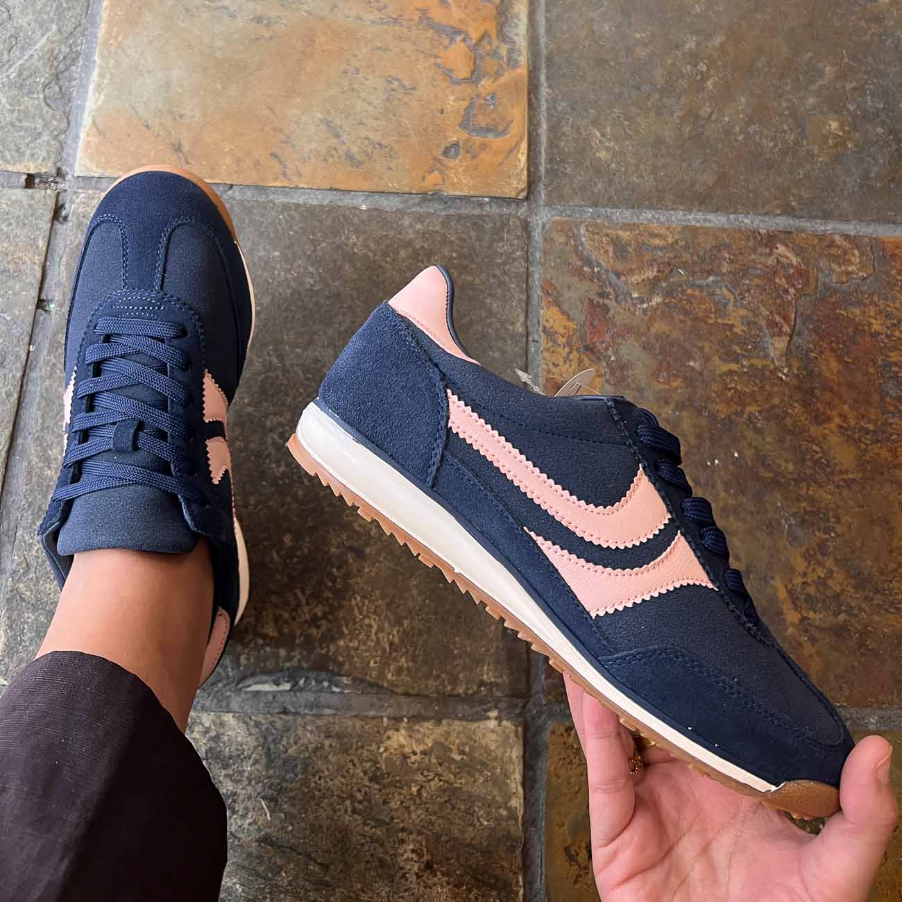 Redz Gasol Retro Trainers – Navy/Multi