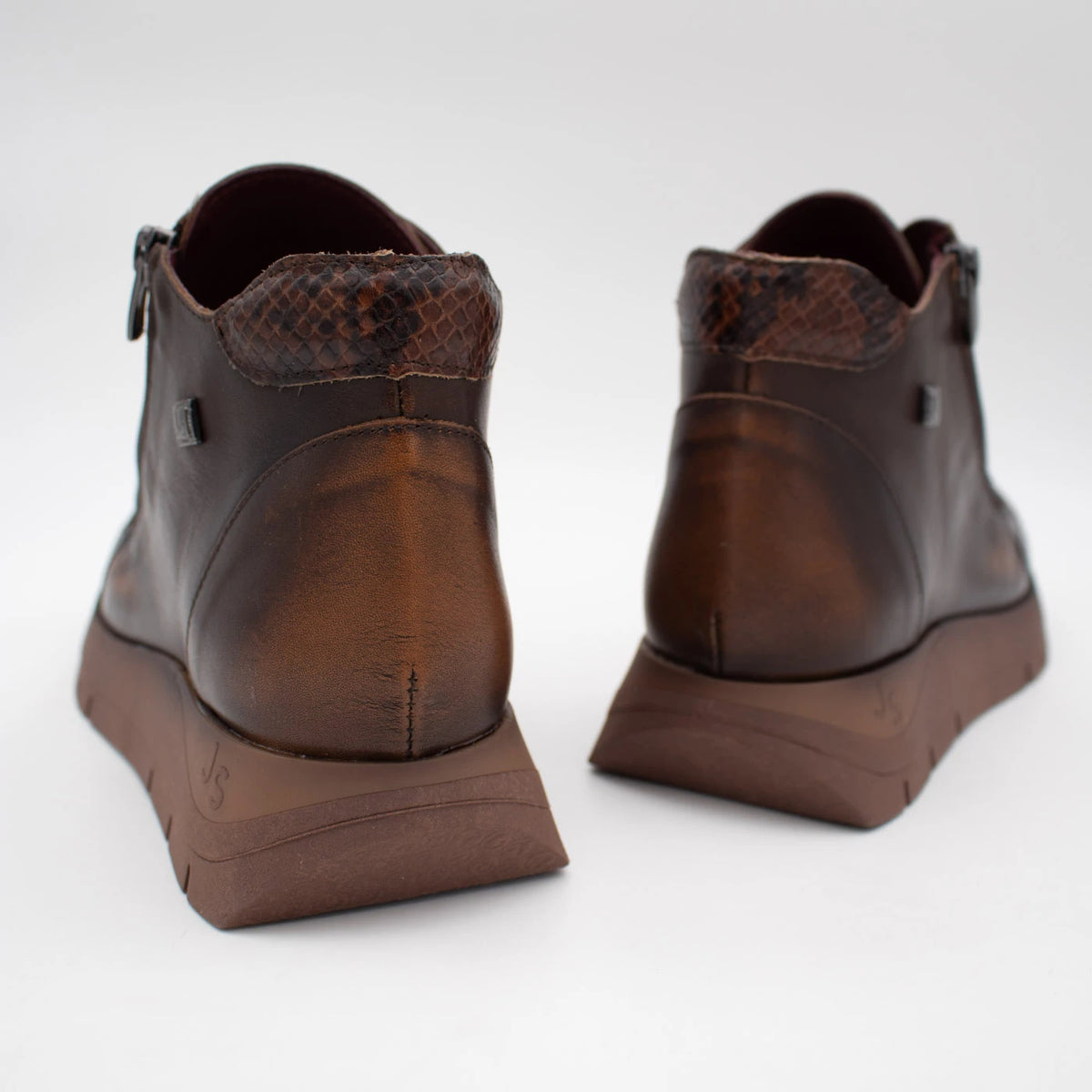Jose Saenz Belén Tan & Brown Leather Zip Ankle Boots