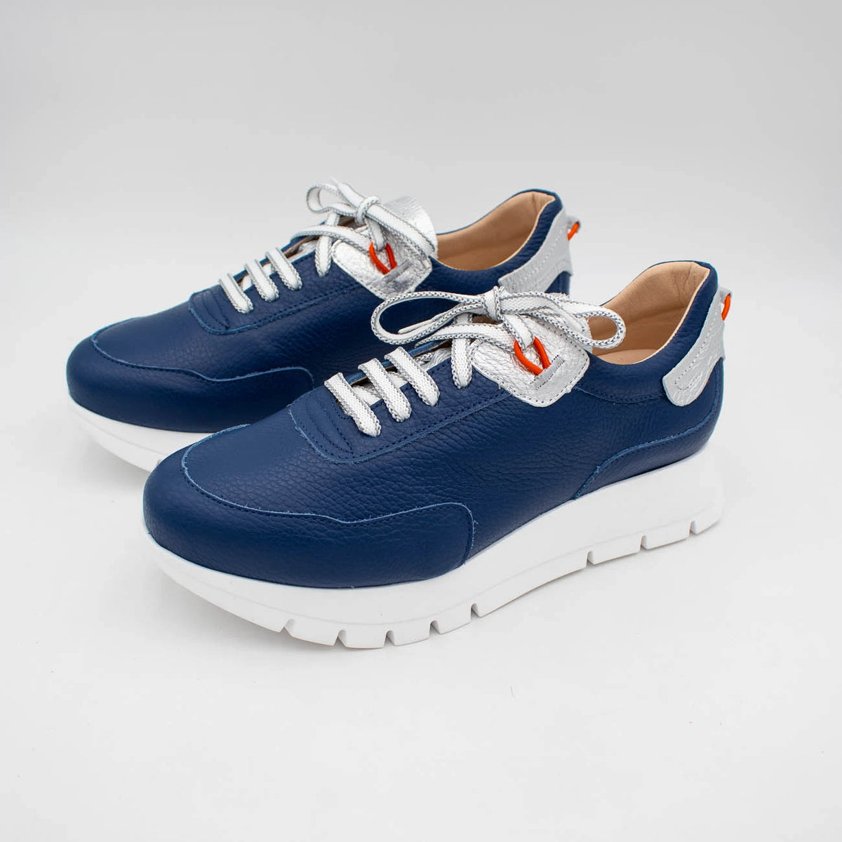 Jose Saenz Navy Silver Trainer (Lace-Up) – 2287 NAVY/PLATA