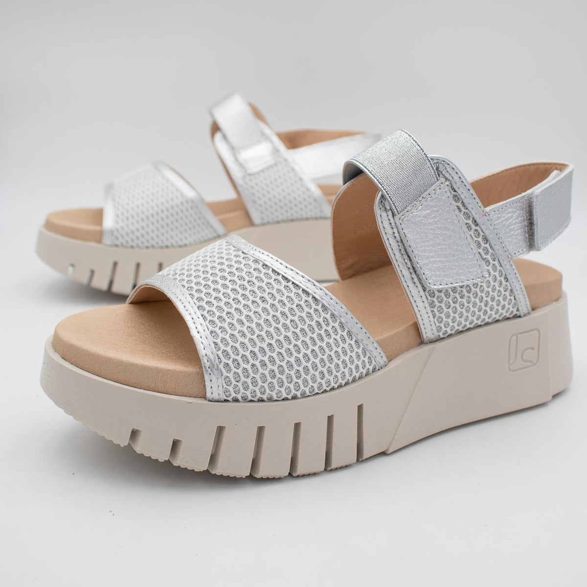 Jose Saenz Silver White Sandal (Wide Fit) – 4235 PLATA/BLANCO