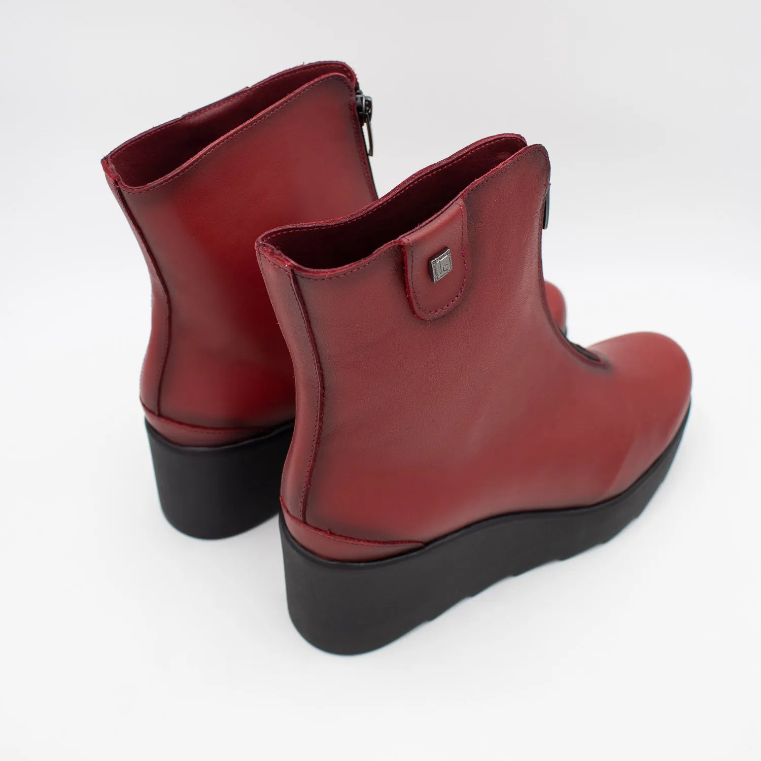 Jose Saenz Teja Red Front-Zip Wedge Ankle Boots