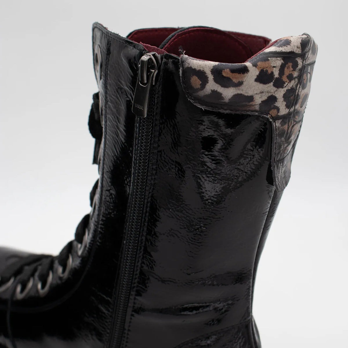 Jose Saenz 2272 Leather Patent Lace-Up Ankle Boots – Negro/Beige