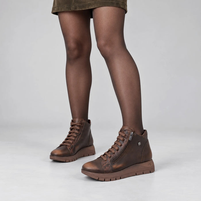 Jose Saenz Belén Tan & Brown Leather Zip Ankle Boots