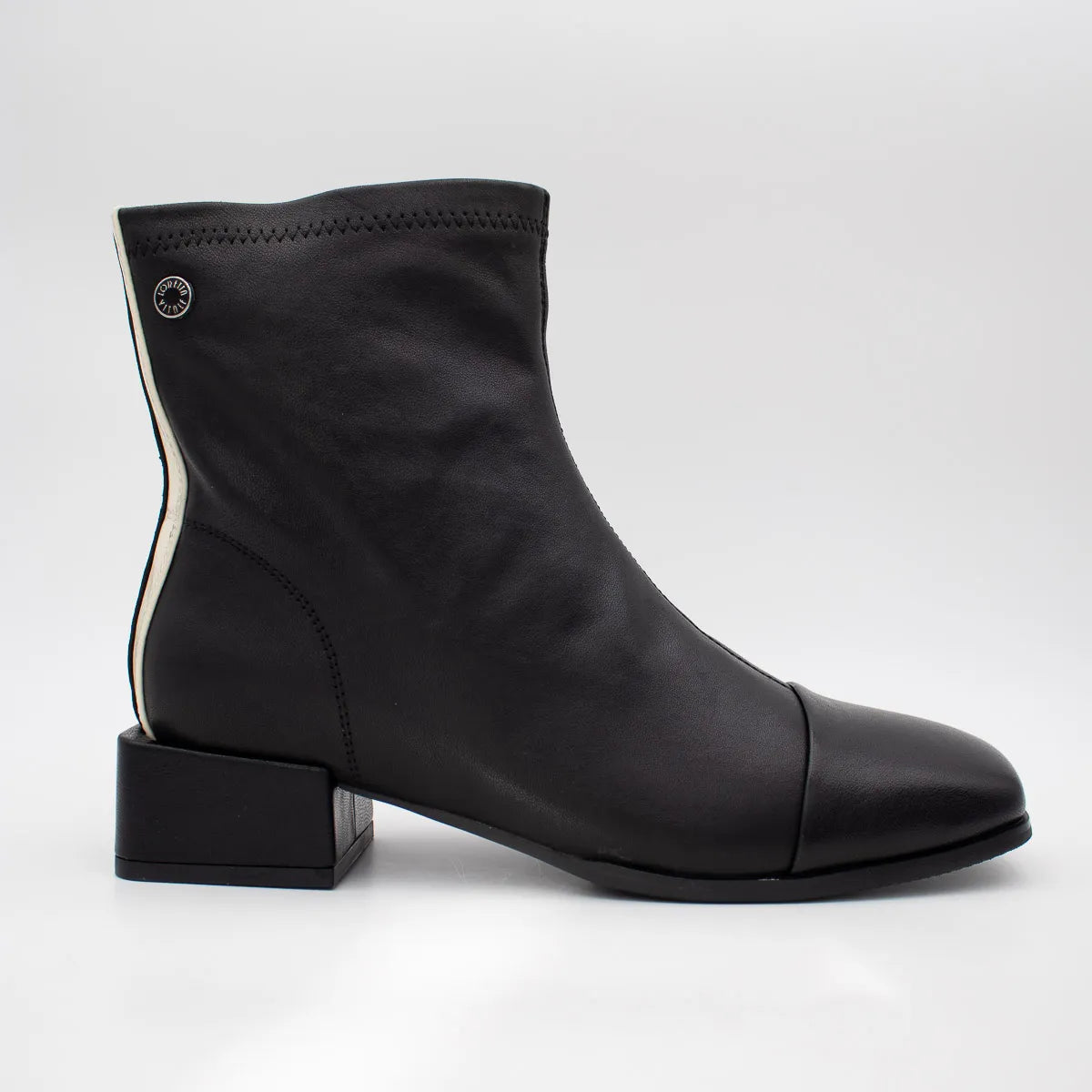 Loretta Vitale Black Leather Square Toe Ankle Boots
