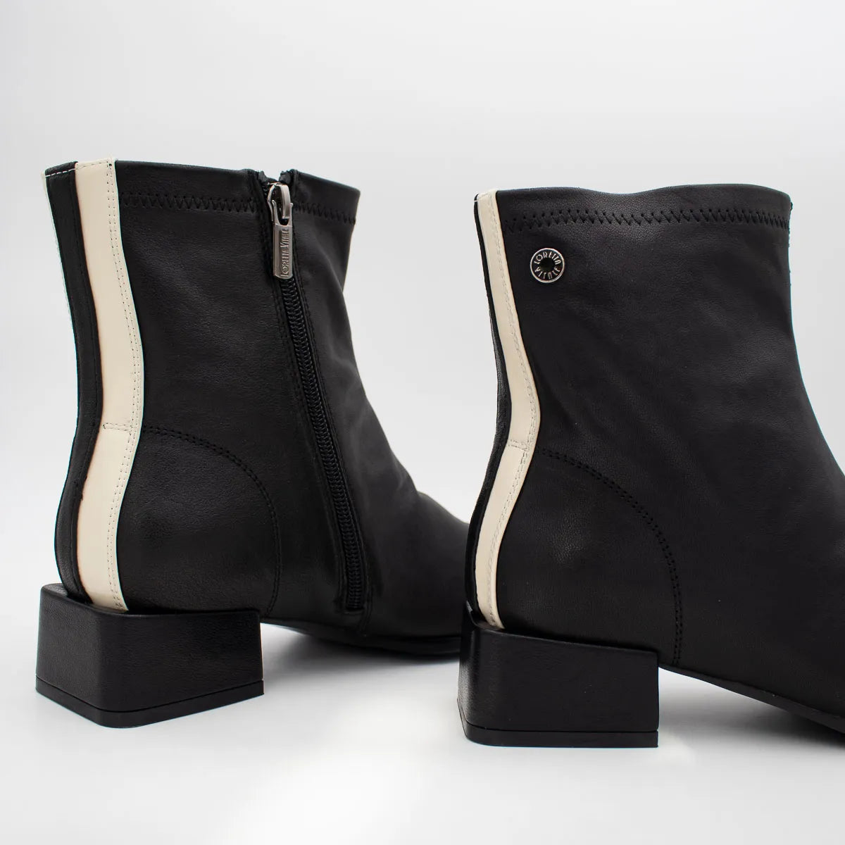 Loretta Vitale Black Leather Square Toe Ankle Boots