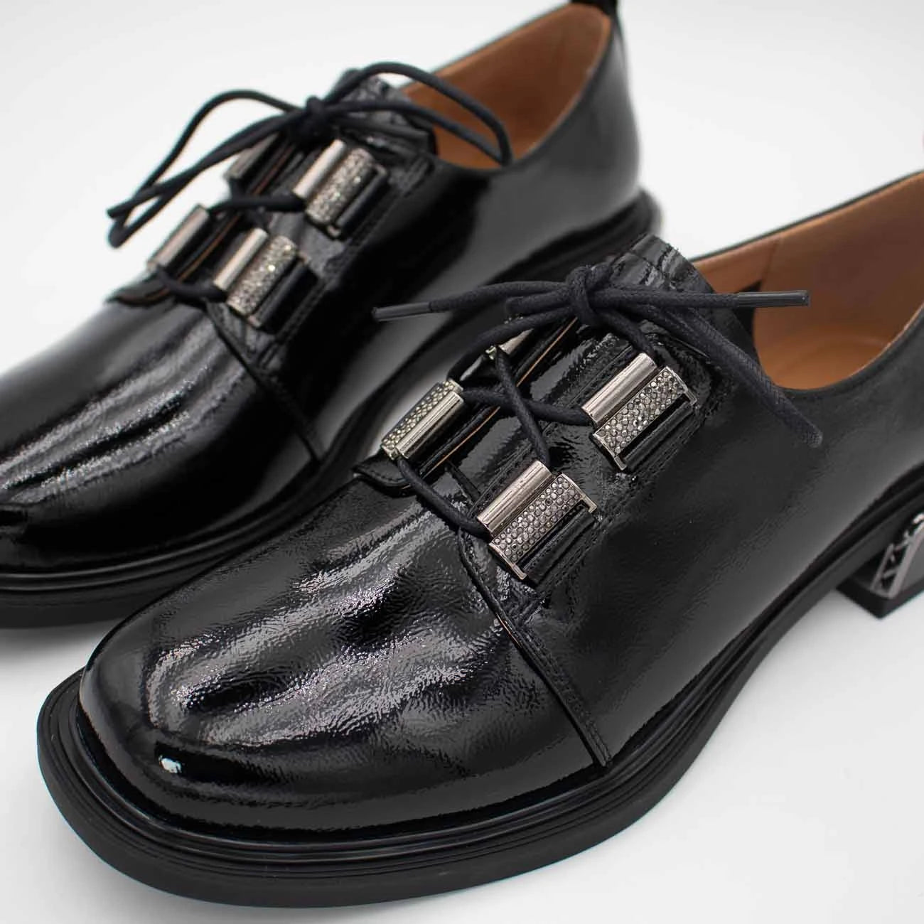 Loretta Vitale Black Patent Leather Lace-Up Shoe